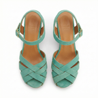 Blokhak sandalen met kruisbanden en enkelriem
