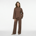 Dames set met ronde hals top en rechte wijde broek met hoge taille