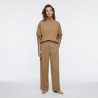 dames set met ronde hals top en rechte broek met hoge taille