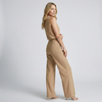 Mouwloze jumpsuit met ronde hals en rechte pijpen
