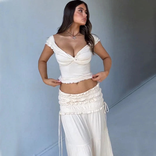 Nina – Zomerset met v-hals top en rok met zakken