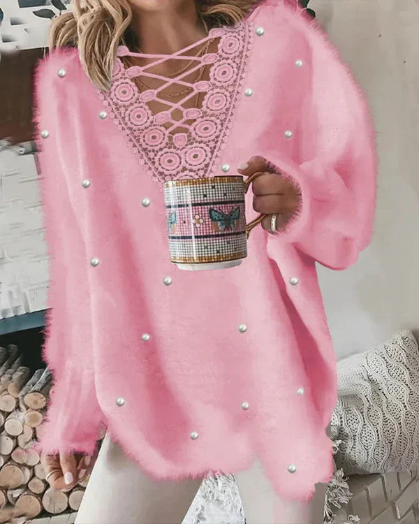 VALÉRIE – Zachte oversized trui met v-hals en pareldetails