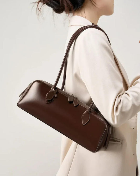 Lena – Compacte Rundlederen Wristlet Schoudertas