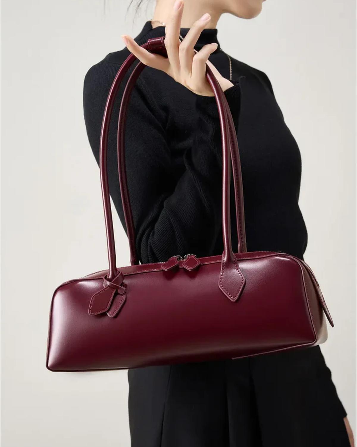 Lena – Compacte Rundlederen Wristlet Schoudertas