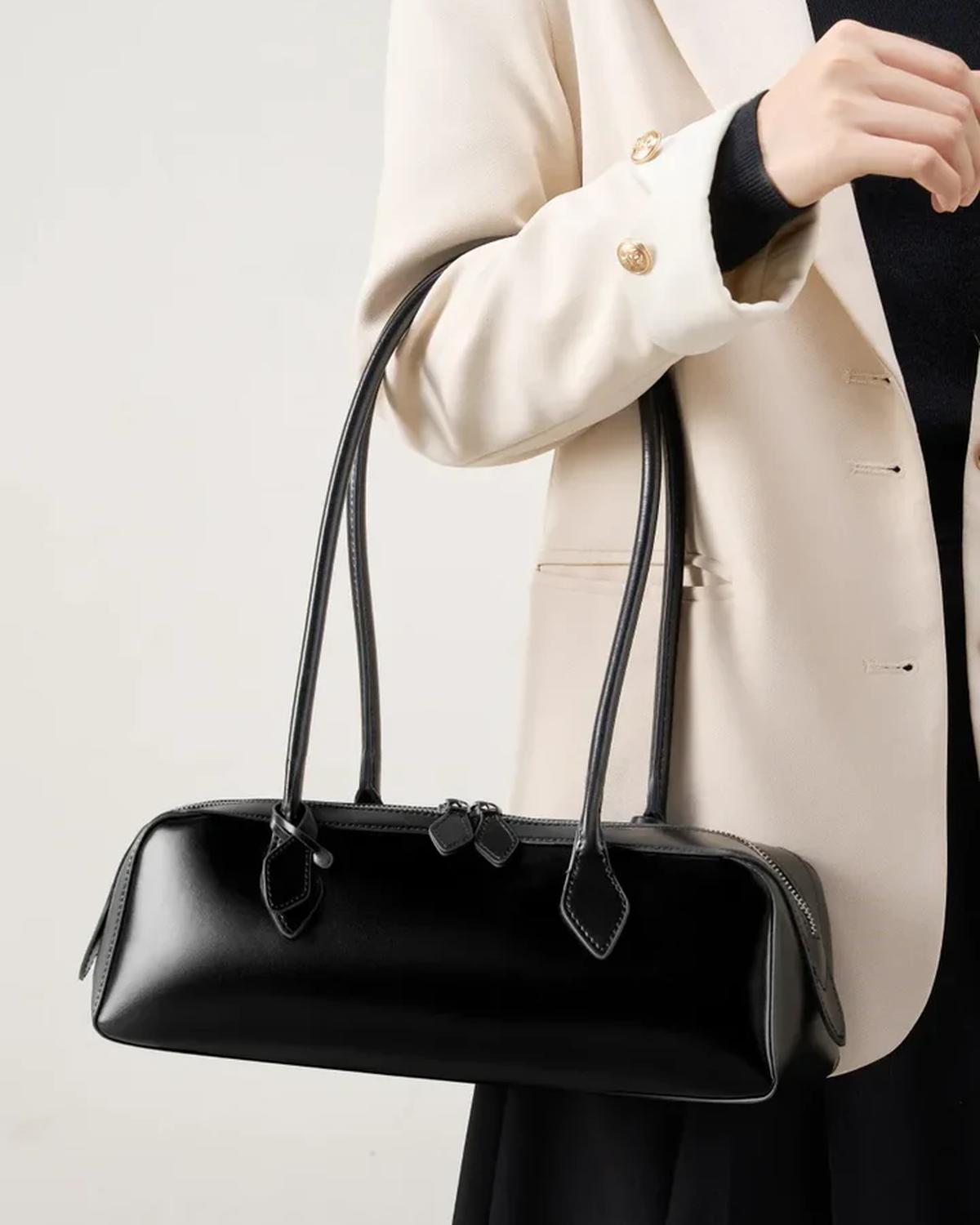 Lena – Compacte Rundlederen Wristlet Schoudertas