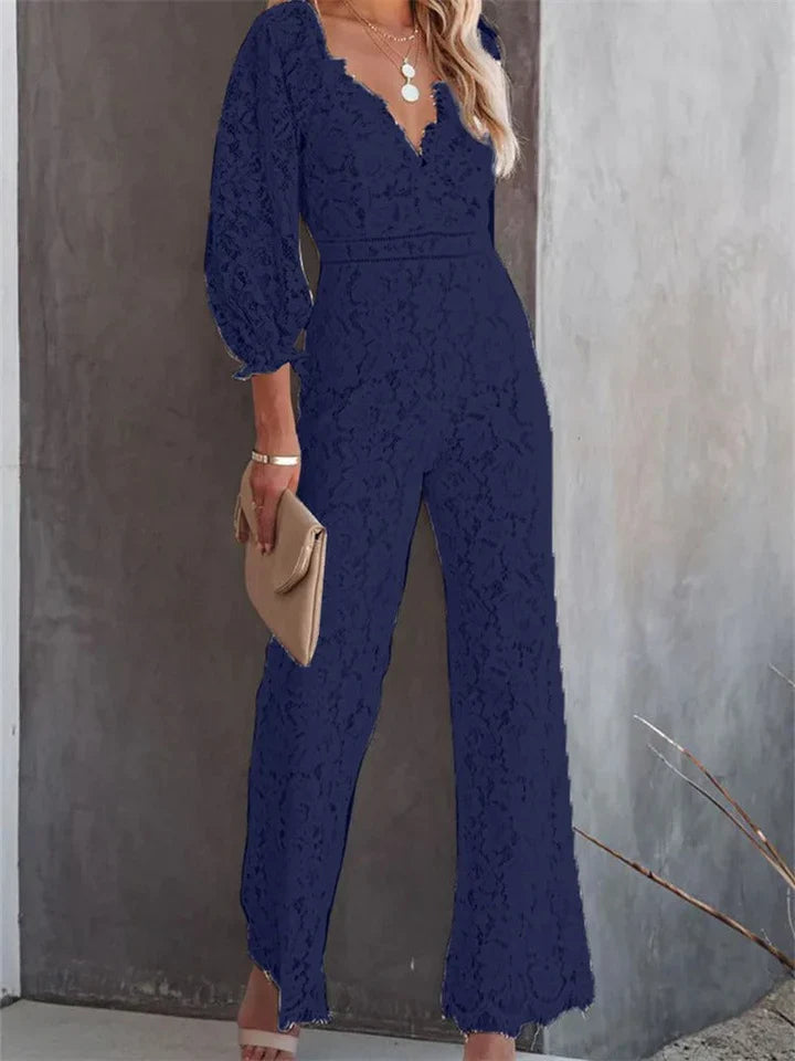 Silke – Getailleerde Kanten Bloemenprint Jumpsuit Met V-hals En Wijde Pijpen