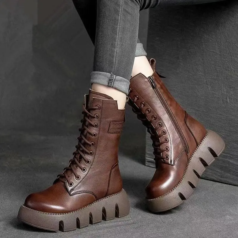 Lara – Kniehoge Slip-on Laarzen Van Licht Synthetisch Leer
